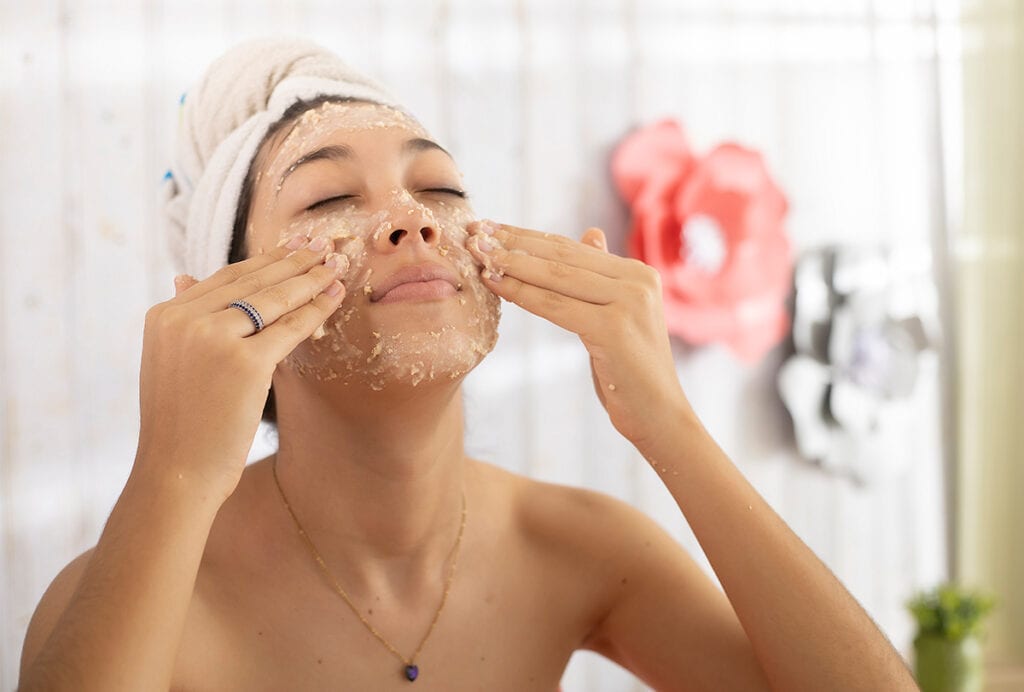 The Ultimate Guide to DIY Beauty Hacks That Actually Work